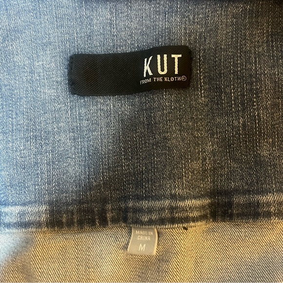 Kut From The Kloth Kara Denim Distressed Jean Jacket Size Medium - Picture 8 of 11